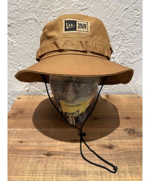 NEW ERA (ﾆｭｰｴﾗ) - ADVENTURE HAT CORK PATCH BOX LOGO (ｱﾄﾞﾍﾞﾝﾁｬｰﾊｯﾄ ｺｰｸﾊﾟｯﾁﾎﾞｯｸｽﾛｺﾞ)