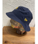 NEW ERA OUTDOOR (ﾆｭｰｴﾗ ｱｳﾄﾄﾞｱ) - BUCKET-01 MOUNTAIN INTIAL LOGO (ﾊﾞｹｯﾄ-01 ﾏｳﾝﾃﾝ ｲﾆｼｬﾙ ﾛｺﾞ)