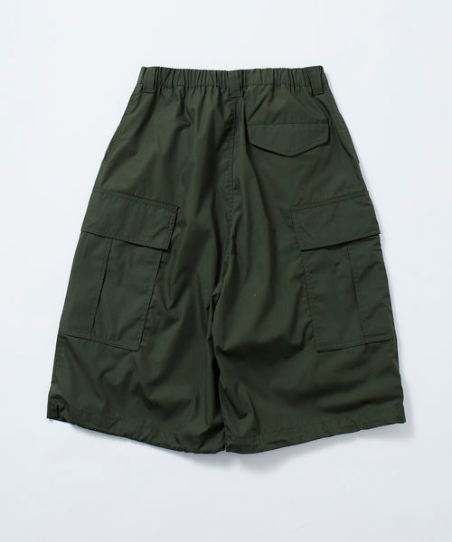 とうあ　完売品　BG UTILITY CROPPED PANTS ハーフパンツ とうあ 完売品 BG UTILITY CROPPED PANTS ハーフパンツ BG