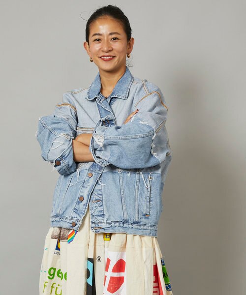 Freada Vintageリバーシブルリメイクデニムジャケット Freadaからヴィンテージのデニムジャケットを使用した「ワッペン