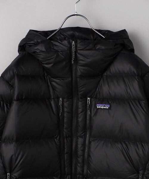 メンズ・フィッツロイ・ダウン・フーディ　ブラック patagonia フィッツロイダウンフーディ パタゴニアから、冬の