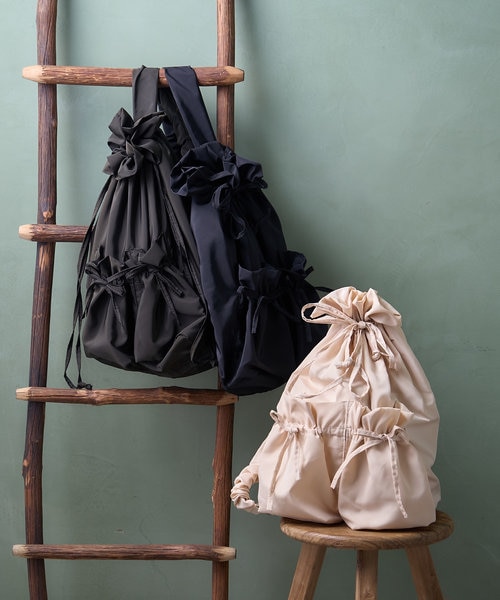 ギャザー ワンショルダー リボン付きバッグ｜フリークスストアの