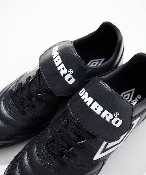 【即完品】UMBRO × フリークスストア 別注 サッカーシューズ 27㎝ UMBRO×FREAK'S STORE/別注スニーカー/サッカーシューズ - メルカリ