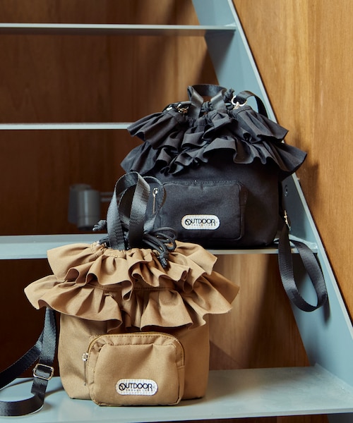 新品未使用　定価26400円　SONO バックフリルジャケット　黒　人気商品 新品未使用 SONO Limited バックフリルジャケット ブラック