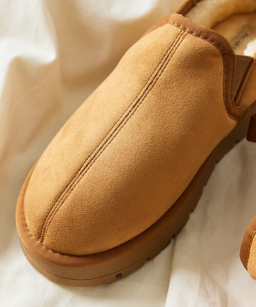 ダーリッチ　フェイクムートンベルトスリッポン Darich《ダーリッチ》フェイクムートンベルトスリッポン CAM L