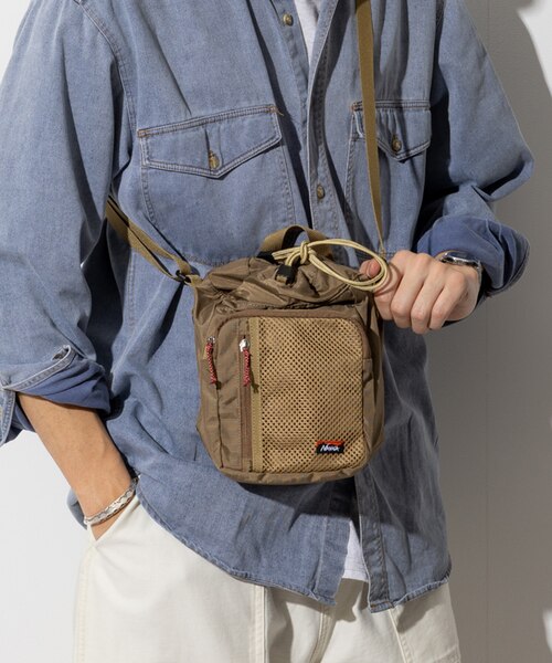 NANGA × SPEAKEASY DRAWING SHOULDER POUCH NANGA × SPEAKEASY DRAWING SHOULDER POUCH｜フリークスストアの