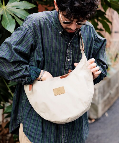 dogl17 250枚 別注 LAUGHING SHOULDER BAG L LEATHER PATCH｜フリークスストアの通販