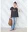 Vネック ロゴTシャツ