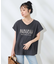 Vネック ロゴTシャツ