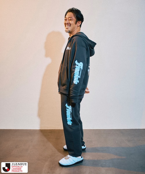 J.LEAGUE × FREAK'S STORE 別注SUPPORTERS ZIP HOODIE【川崎