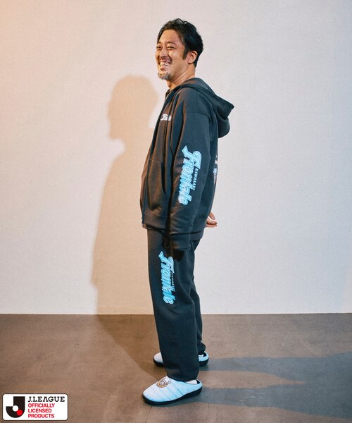 J.LEAGUE × FREAK'S STORE 別注SUPPORTERS SWEAT PANTS【川崎