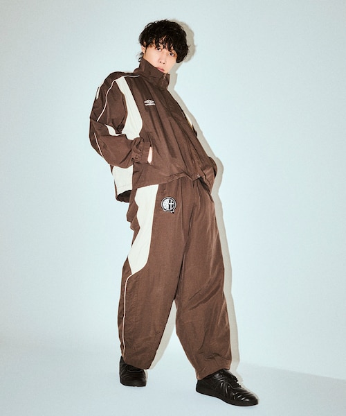UMBRO × go!go!vanillas ナイロントラックジャケット｜フリークス