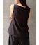 DRAPED RUFFLE SLEEVELESS TOP（ﾄﾞﾚｰﾌﾟﾗｯﾌﾙｽﾘｰﾌﾞﾚｽﾄｯﾌﾟｽ）