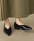 Ｖカットポインテッドスタックヒールパンプス