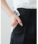 タックショートパンツ