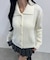 キンボタン襟付きケーブルカーデ