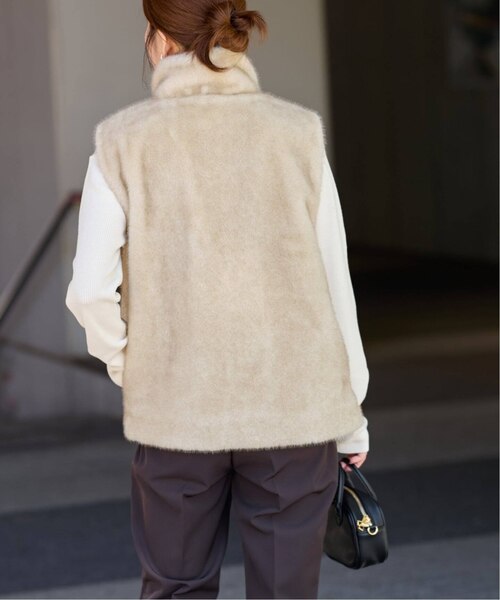 追加》スタンドカラーファーベスト｜ジャーナルスタンダード