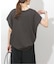 エンボスロゴフレンチスリーブTシャツ