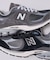 New Balance / ニューバランス 2002R