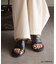 LE VERNIS/ル・ベルニ Toe ring sandals