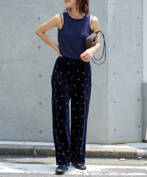 OUTDOOR PRODUCTS ベロアフレアパンツ OUTDOOR PRODUCTS 刺繍ベロアフレアパンツ