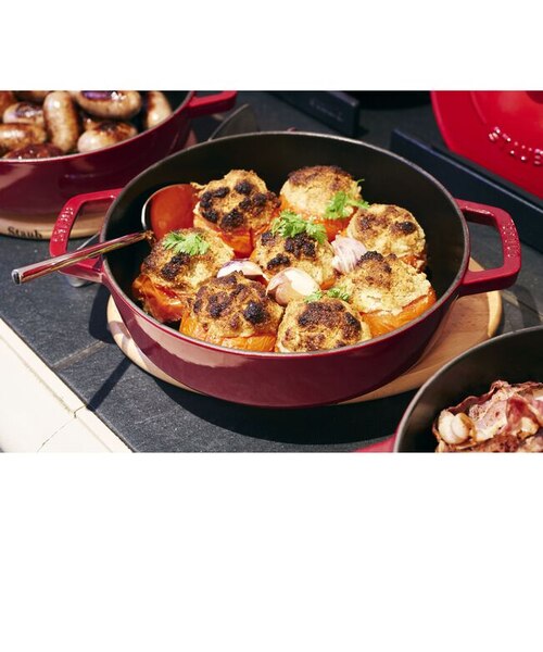 プレイザー・ソテーパン 24cm チェリー STAUB ブレイザー ソテーパン 24cm チェリー｜ツヴィリング ジェイエー