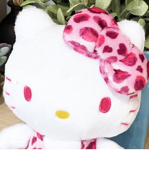 サンリオ ハローキティ ヒョウ柄 ピンク お座りぬいぐるみ インテリア