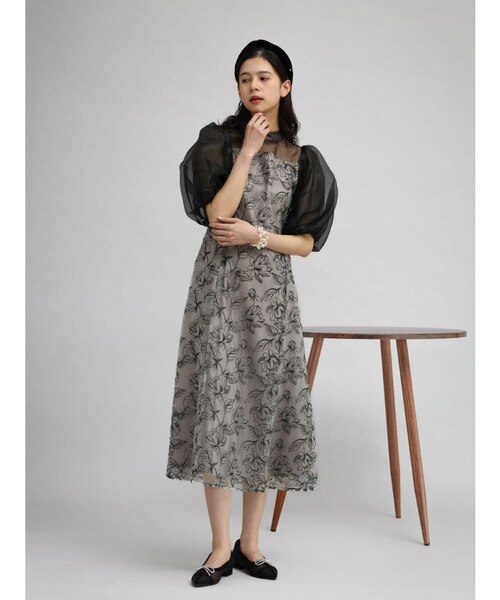 バルーンスリーブフラワー刺繍ドレス｜メドックの通販｜&mall