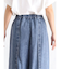 タックデザインテンセルデニムパンツ