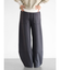 裾切替カーブパンツ