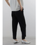 スリットヘムテーパードパンツ
