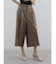 レザーライクタックキュロットパンツ
