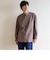 リラックスバックプリーツシャツ＜アースブラウン＞