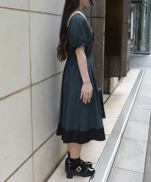 新品未使用★ルネ★白襟ワンピース　フォクシー　アベニール 美品】定価13万円 FOXEY フォクシー 掲載 白襟 リネン
