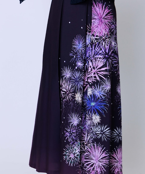 MAX＆Co. 花柄タックスカート (新品タグ付き) 花火柄タックスカート【2点10%OFF対象商品】 | axes femme