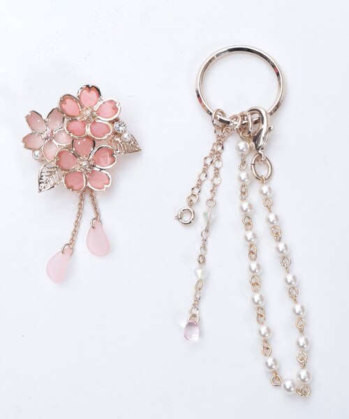 桜モチーフブローチ＆チャーム｜アクシーズファムの通販｜&mall