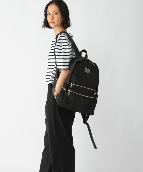 【極美品】バンヤードストーム A4可13ポケット ロゴプレートリュック ブラック 極美品】バンヤードストーム A4可13ポケット ロゴプレートリュック