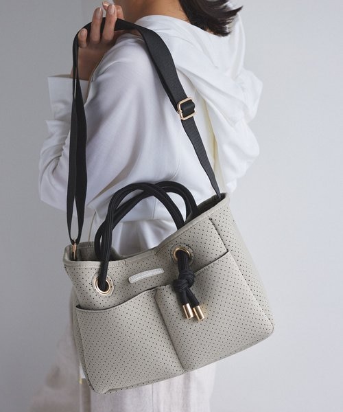 新品タグ付き　バンヤードストーム　ミドル丈Pコート BARNYARDSTORM(バンヤードストーム)のファッションアイテム一覧