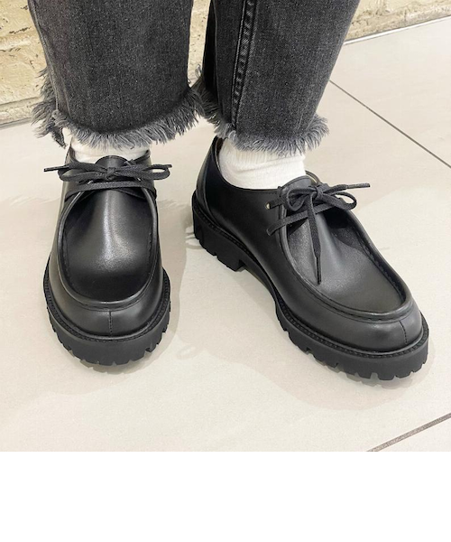 石井スポーツチロリアンシューズ & トレーディングポストチロリアン