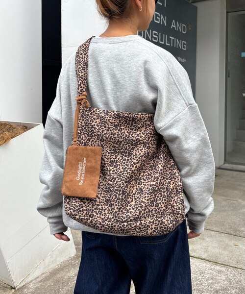 UNISEX】ポーチ付きスエードショルダーバッグ｜チャオパニックティピー