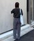 【UNISEX】【プラスサイズあり】スラブ天竺ピグメントロゴTEE