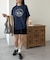 【ユニセックス】スーベニアモノクロモチーフTシャツ《WEB限定カラーあり》