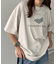 【ユニセックス】スプレー加工コーポレートグラフィックTシャツ