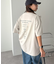 【ユニセックス】スプレー加工コーポレートグラフィックTシャツ