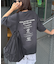 【ユニセックス】スプレー加工コーポレートグラフィックTシャツ