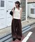 【ユニセックス】ワンポイント刺繍バレルレッグスウェットパンツ