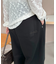 【ユニセックス】ワンポイント刺繍バレルレッグスウェットパンツ