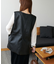 フェイクレザーVネックベスト