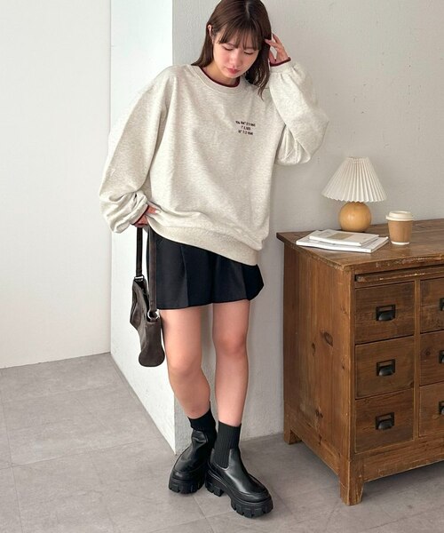 ユニセックス】ラインリブワンポイント刺繍スウェット｜ディスコートの