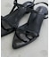 ポインテッドTストラップサンダル